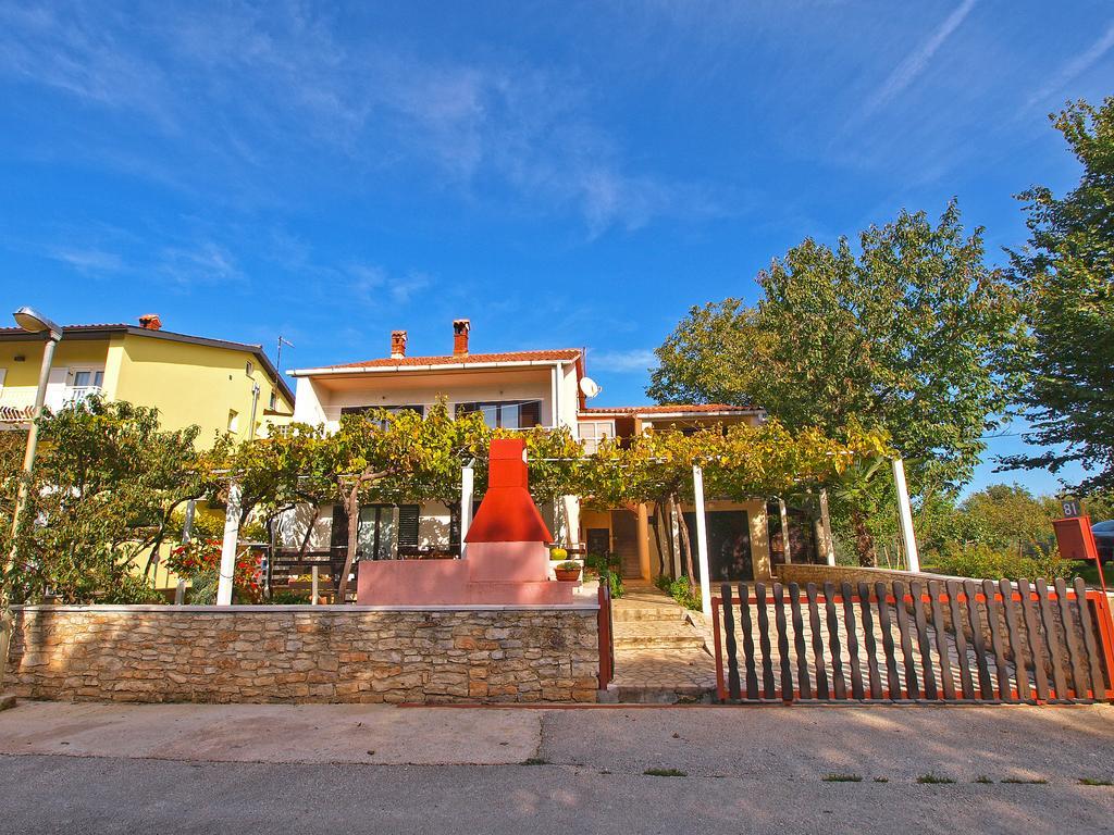 Apartments Dragica 929 Фажана Екстер'єр фото