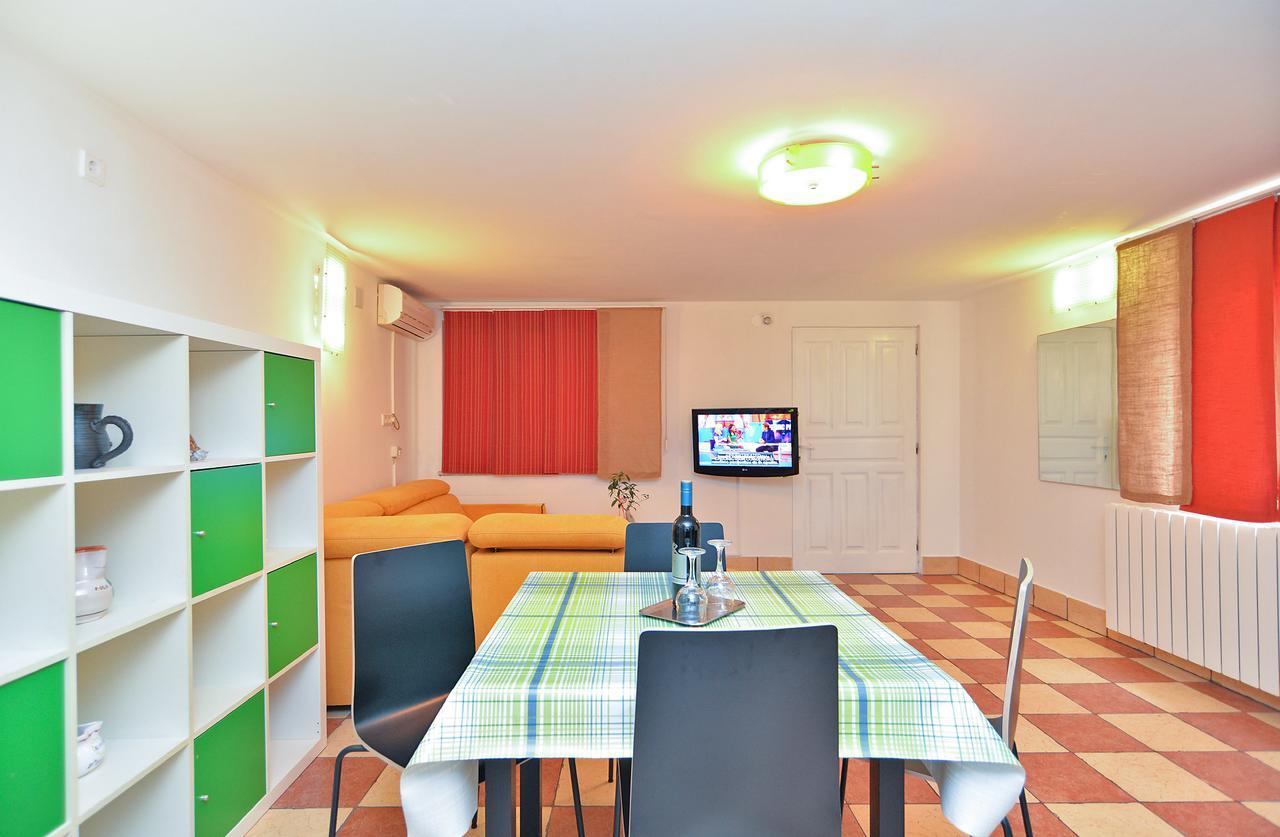Apartments Dragica 929 Фажана Екстер'єр фото